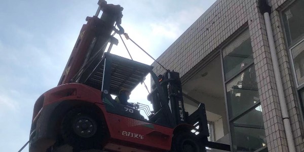 上海設(shè)備搬運(yùn)吊裝需要注意什么？